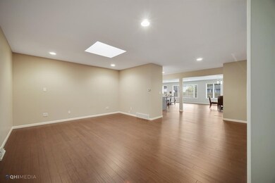 113 Las Olas Dr, Crown Point, IN 46307 - photo 4