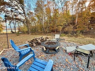 1576 Old Chisholm Trail, Dandridge, TN 37725 - photo 4