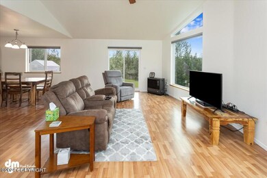 06-living room_IMG_0278
