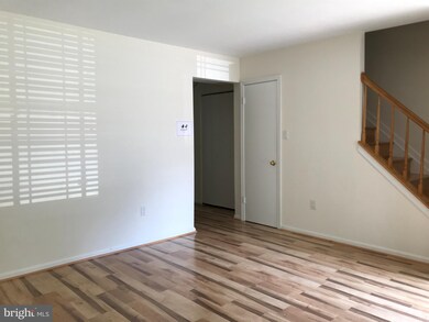 15637 Ambiance Dr, North Potomac, MD 20878 - photo 7