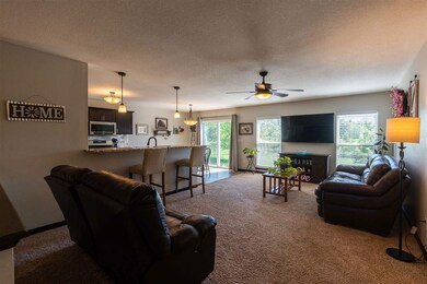 4922 Luke St, Cedar Falls, IA 50613 - photo 7