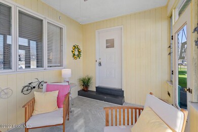 114 Edgecomb St, Albany, NY 12209 - photo 7