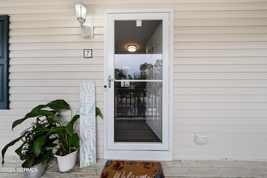 1402 Willoughby Park 7-5