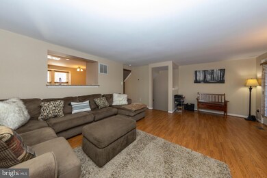 13974 Winding Ridge Ln, Centreville, VA 20121 - photo 7