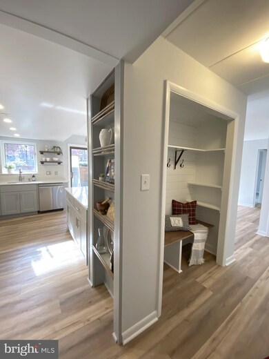 400 Winding Way unit C18, Downingtown, PA 19335 - photo 2