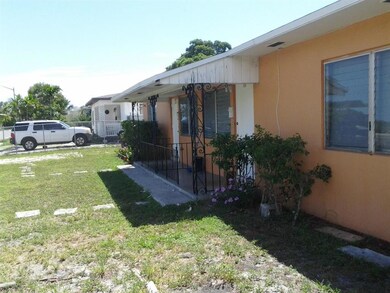 718 42nd St unit 718 And 720, West Palm Beach, FL 33407 - photo 2