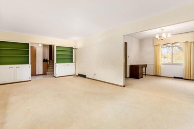 Living Room/Dining Room