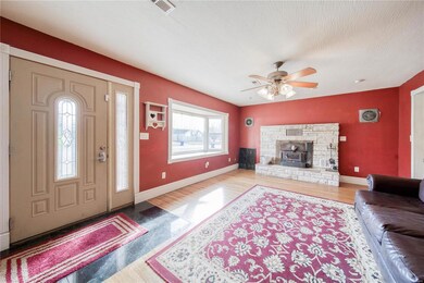 102 N Locust St, Dixon, MO 65459 - photo 2