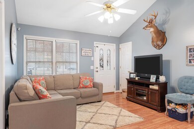 2018 Shawnee Ln, Greenbrier, TN 37073 - photo 4