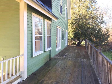 40 Mechanic St, Lancaster, NH 03584 - photo 2