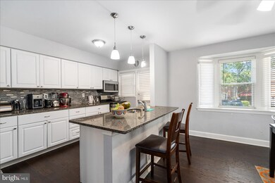 1426 Stonewood Rd, Baltimore, MD 21239 - photo 4