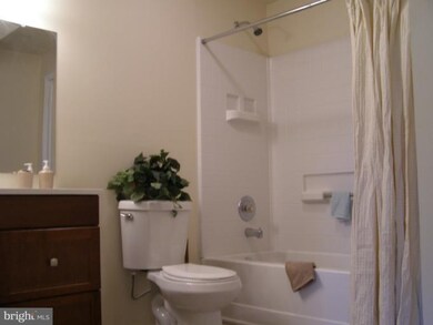 11510 Hampstead Dr, Fredericksburg, VA 22407 - photo 6