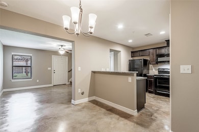 2002 20th St unit 201, Huntsville, TX 77340 - photo 7