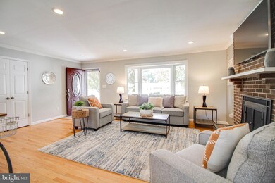 631 Lynn Way, Sykesville, MD 21784 - photo 4