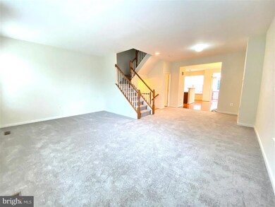 2376 Huntington Station Ct, Alexandria, VA 22303 - photo 6