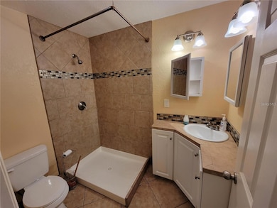 965 NE 2nd St unit 4, Ocala, FL 34470 - photo 4