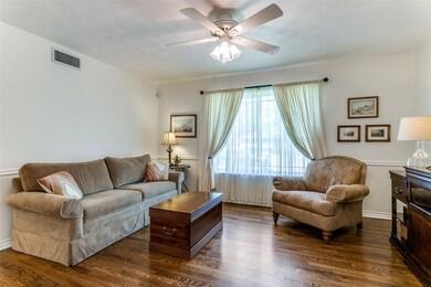 7206 Clemson Dr, Dallas, TX 75214 - photo 6