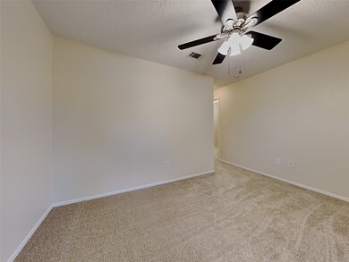 16418 Forest Bend Ave, Friendswood, TX 77546 - photo 6