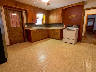 569 County Road 4699, Boyd, TX 76023 - photo 6