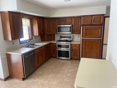 15516 Menominee Dr, Plymouth, IN 46563 - photo 6