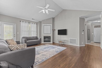 19-web-or-mls-AZ3A2563