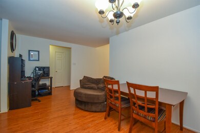 8942 Tarpon Springs Ln, Houston, TX 77095 - photo 4