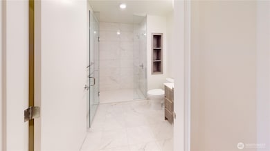 The Graystone unit 702, Seattle, WA 98104 - photo 5