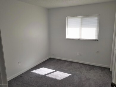 Bedroom 2 pic1