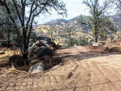 28 Totem Ln, Yokuts Valley, CA 93675 - photo 6