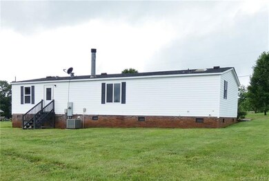 116 Riverfield Dr unit 58, Statesville, NC 28625 - photo 2