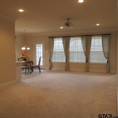 1920 1920 Hollyglen, Tyler, TX 75703 - photo 3