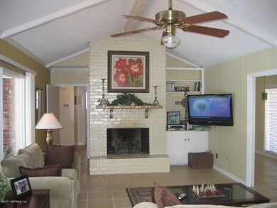 5627 Fort Sumter Rd, Jacksonville, FL 32210 - photo 4