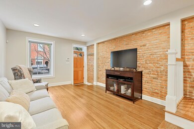 1021 S Bouldin St, Baltimore, MD 21224 - photo 3