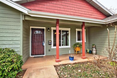 450 Front Porch