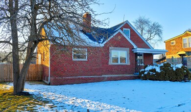 Front Exterior (Winter-2)