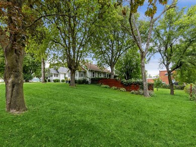 1311 West St, Des Moines, IA 50315 - photo 2