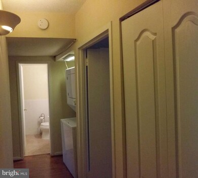 11645 Stoneview Square unit 87/2B, Reston, VA 20191 - photo 6