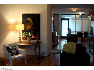 Living Room - Glass door entry