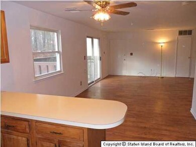 80 Nancy Ct unit 8080, Staten Island, NY 10306 - photo 5