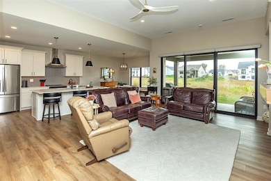 2102 Aikman Dr, Ames, IA 50010 - photo 5