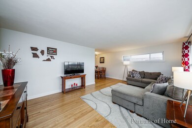 1903 E Evergreen St, Wheaton, IL 60187 - photo 4