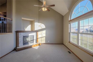 1708 Rolling Rock Rd, Raymore, MO 64083 - photo 4