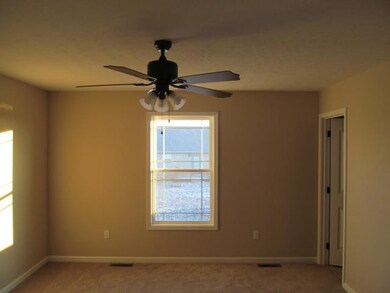 2036 Chris Dr, Lawrenceburg, KY 40342 - photo 6