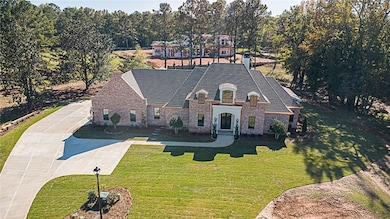 880 Kentwood Dr, Auburn, AL 36830 - photo 2