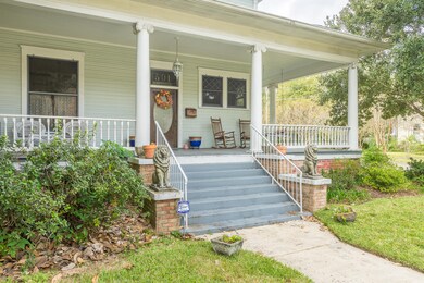 Front of House View 4