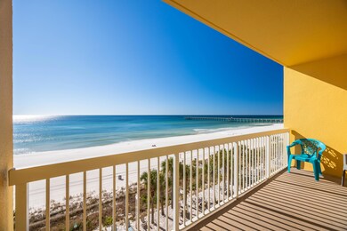 Huge Gulf-front balcony