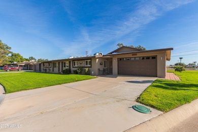 10027 W Lakeview Cir S, Sun City, AZ 85351 - photo 3
