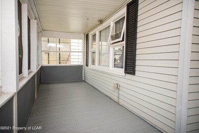 401 Jones St, Nanticoke, PA 18634 - photo 3