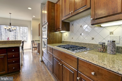 11303 Bright Pond Ln, Reston, VA 20194 - photo 7