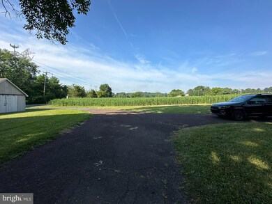 4573 Curly Hill Rd, Doylestown, PA 18902 - photo 5